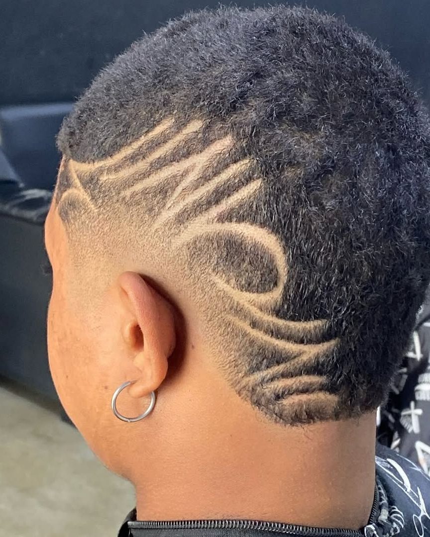 Corte com desenho freestyle